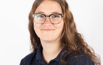 Courtney Admin (Small)