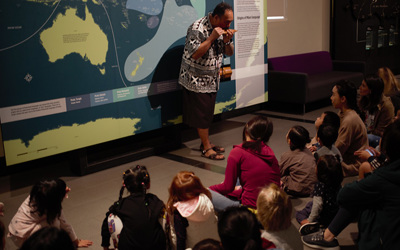 Little Earth Montessori Remuera daycare children visit Auckland Museum