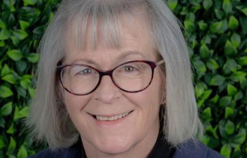 Leeanne Foster (Small)